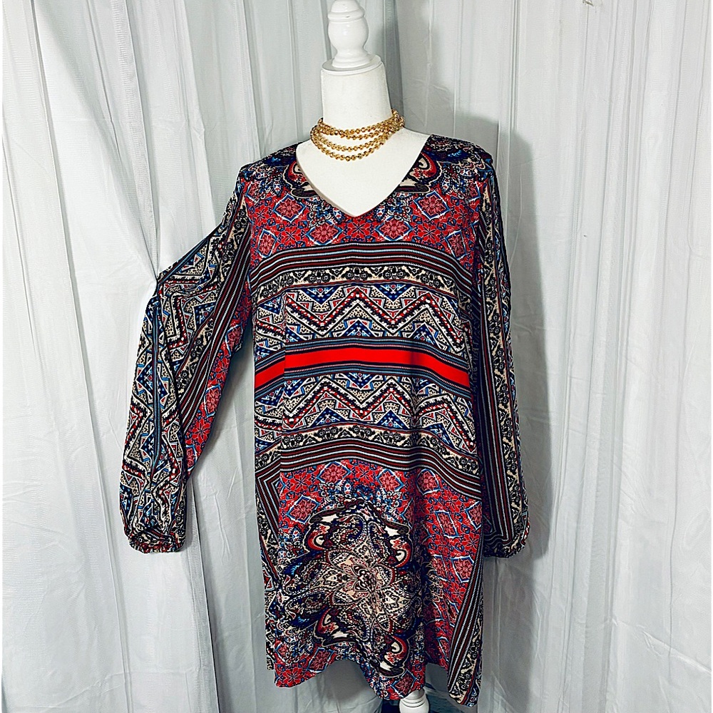 Cato Boho Geometric Print shift Dress with slit sleeve accent. Red shift slip.